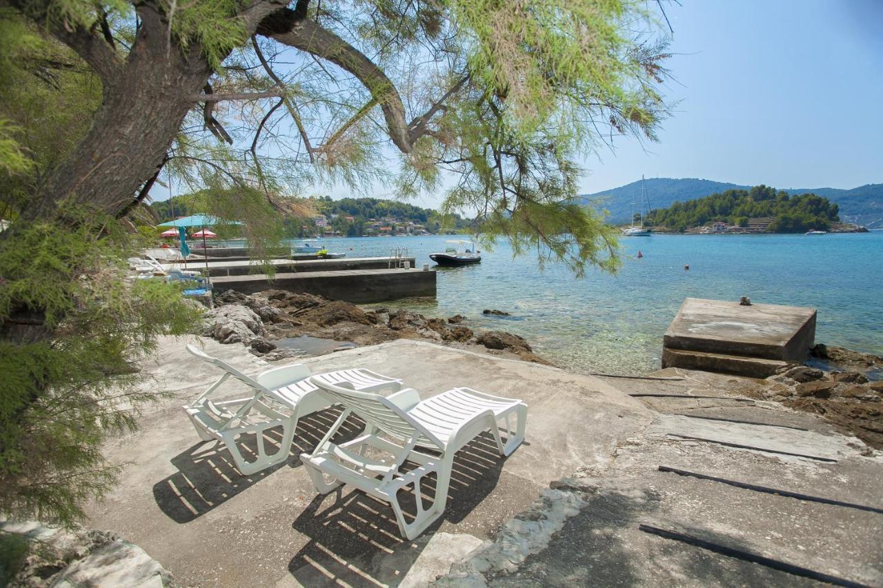 Holiday Home Neda Вела-Лука Экстерьер фото