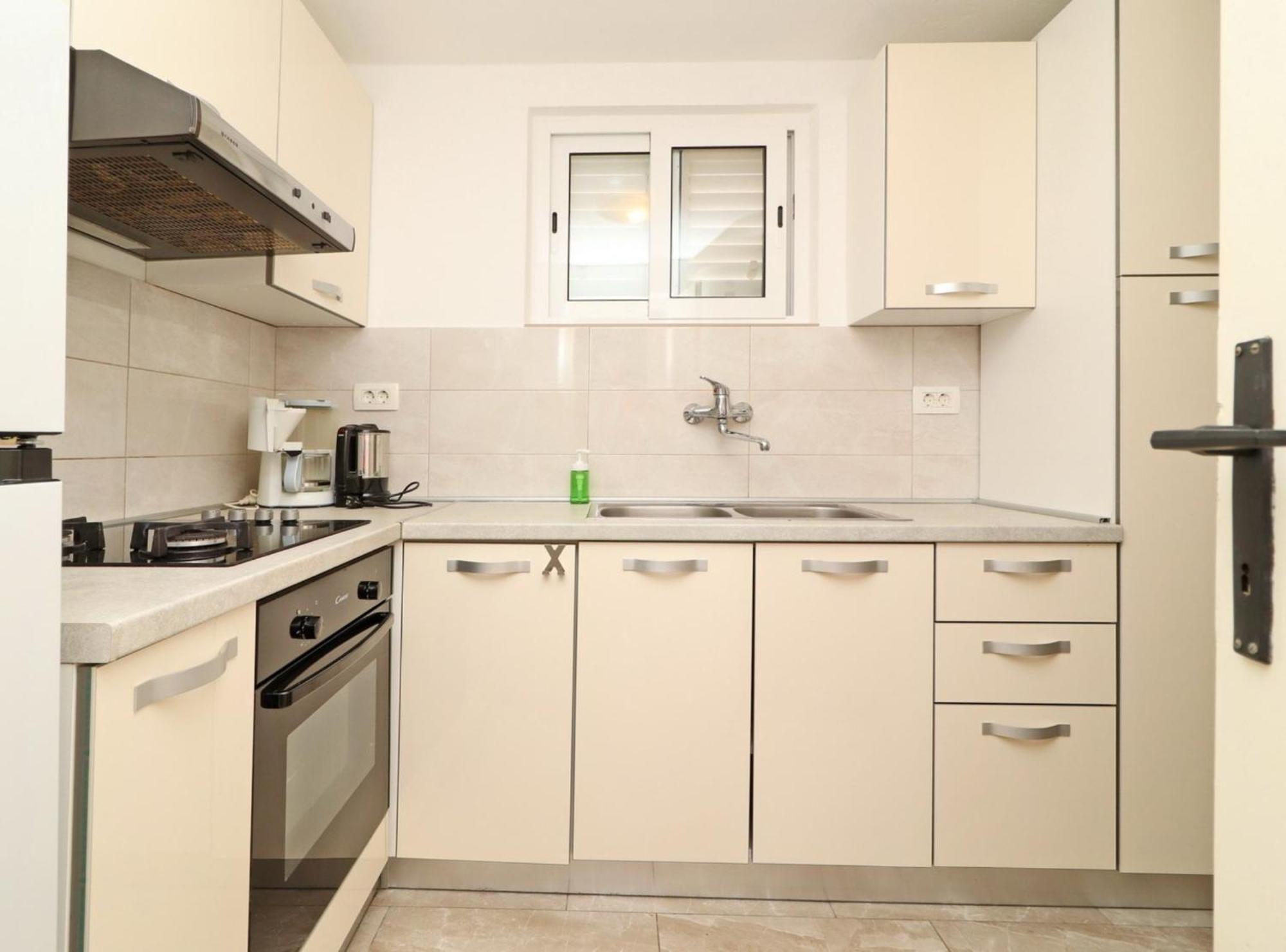 Holiday Home Neda Вела-Лука Экстерьер фото